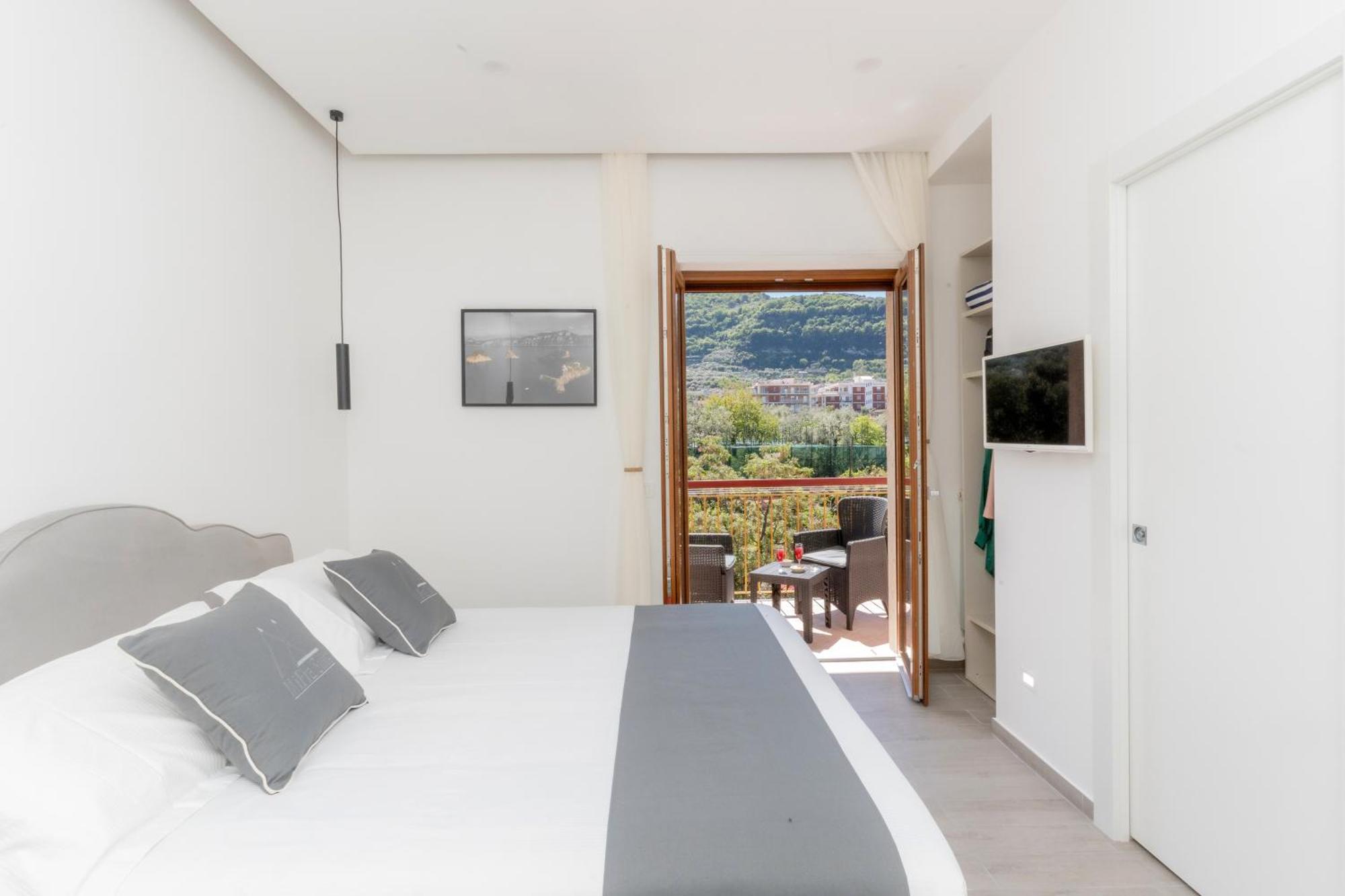 Mifra Suites Sorrento Eksteriør billede